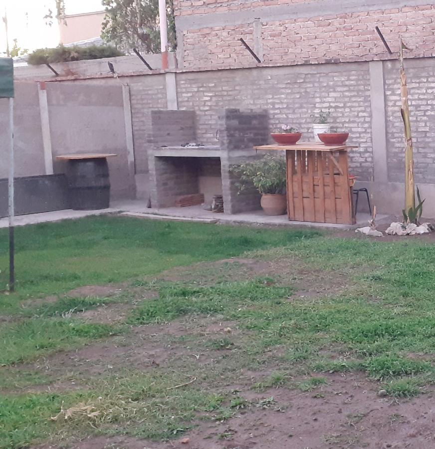 Oliwine Hostel Maipú エクステリア 写真